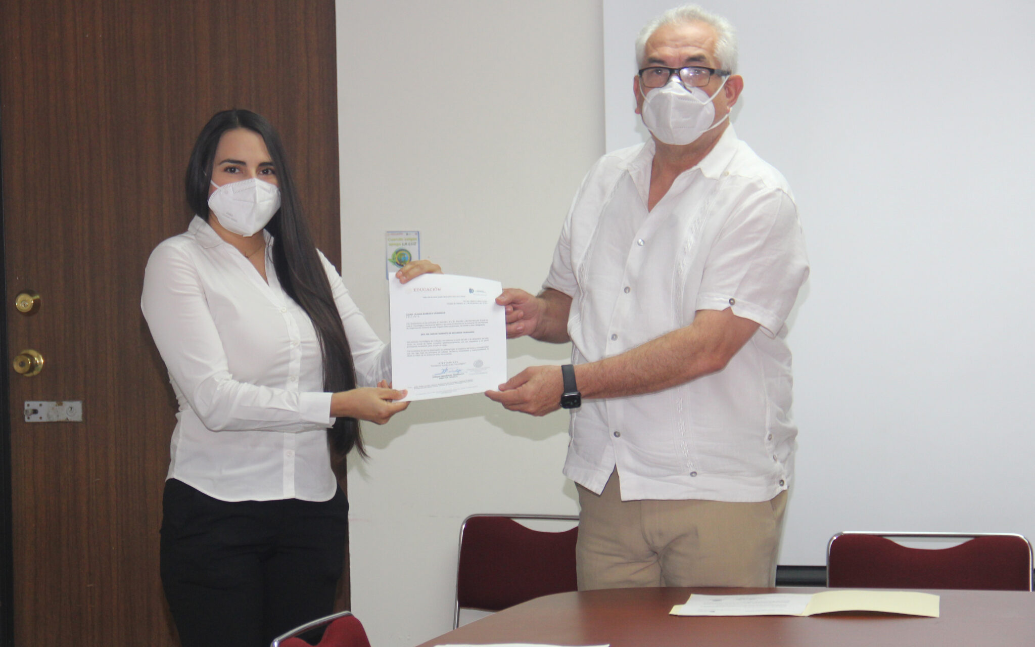 Dan nombramiento a nuevas jefas de departamento