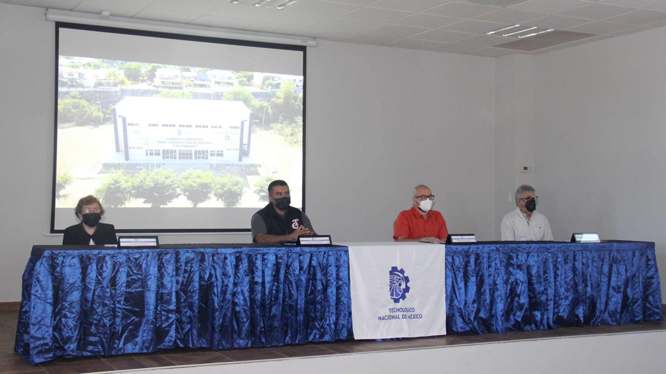 INAUGURACION GIMNASIO AUDITORIO 06