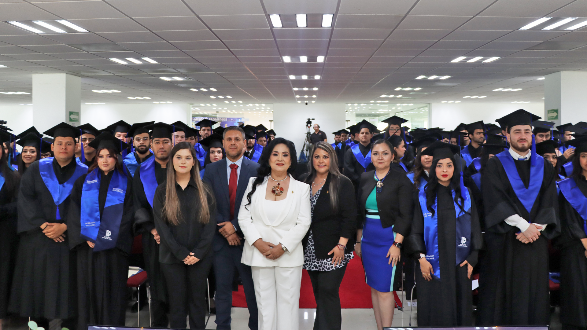 Se realiza la primera Graduación-Titulación, Generación 2020-2024