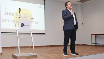Inauguracion de semana de ingenieria economica 4