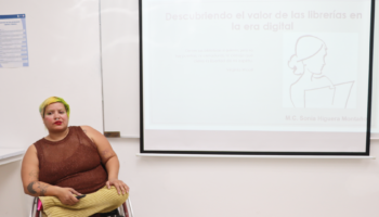 Propietaria de la libreria señora Dallowy 2