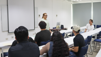 Entrega de apoyos para veranos científicos 7