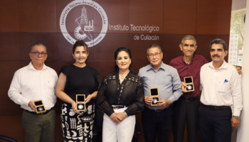 Medallas de 30 y 40 años de servicio 8
