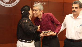 Medallas de 30 y 40 años de servicio 9